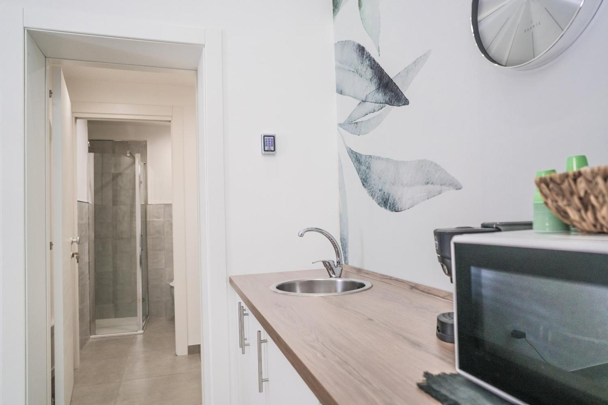 Casa Azzurra Rooms E Apartment Теразини Екстериор снимка