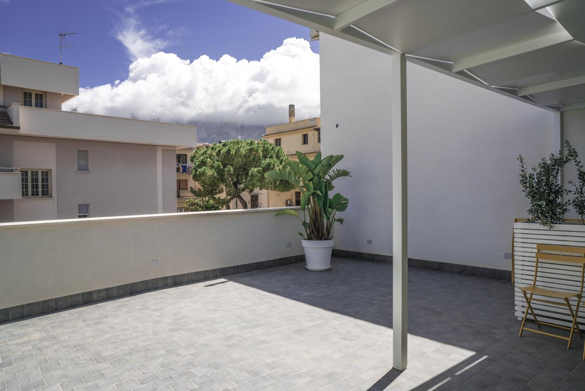 Casa Azzurra Rooms E Apartment Теразини Екстериор снимка