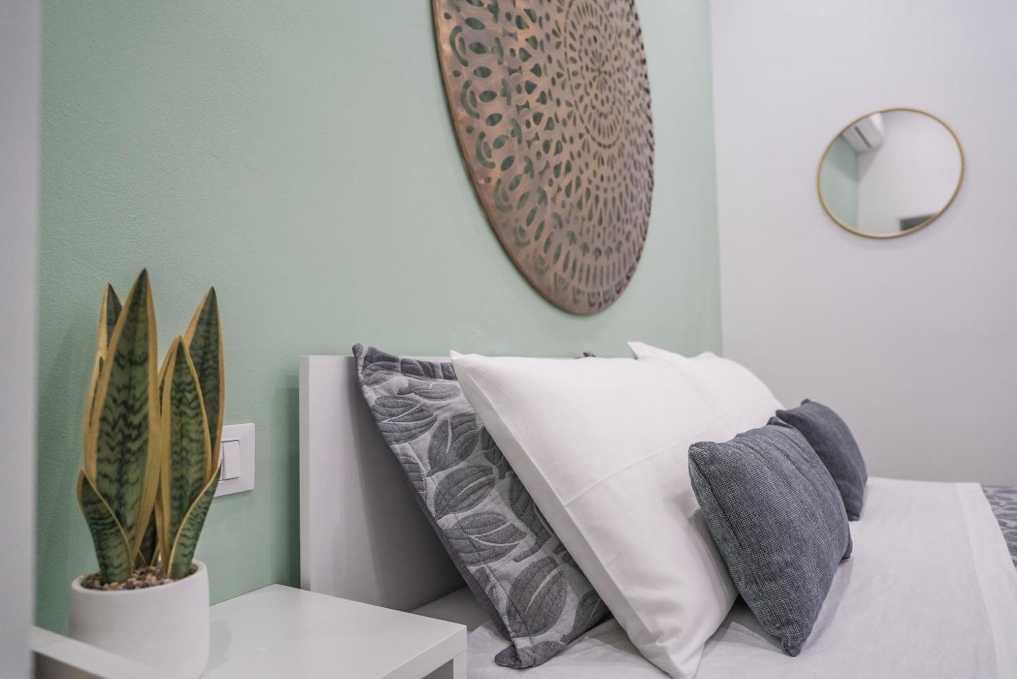 Casa Azzurra Rooms E Apartment Теразини Екстериор снимка