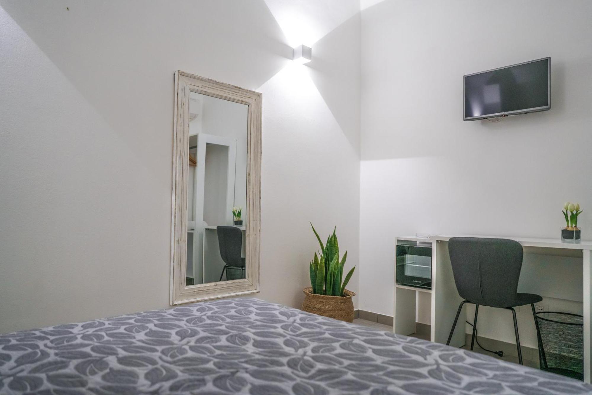 Casa Azzurra Rooms E Apartment Теразини Екстериор снимка